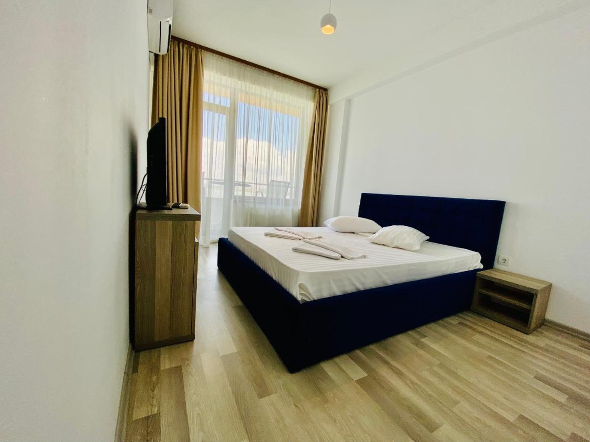 Gh Summerland Mamaia Buitenkant foto