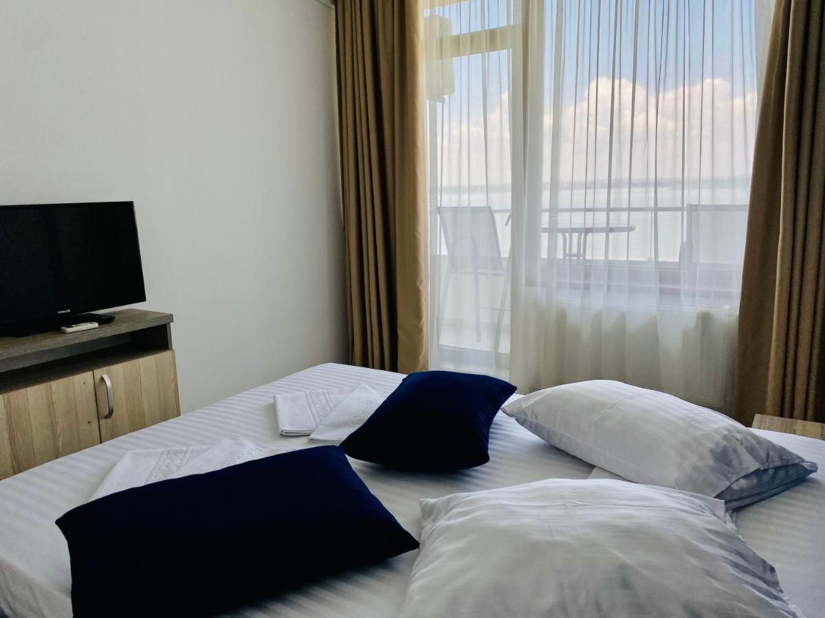Gh Summerland Mamaia Buitenkant foto