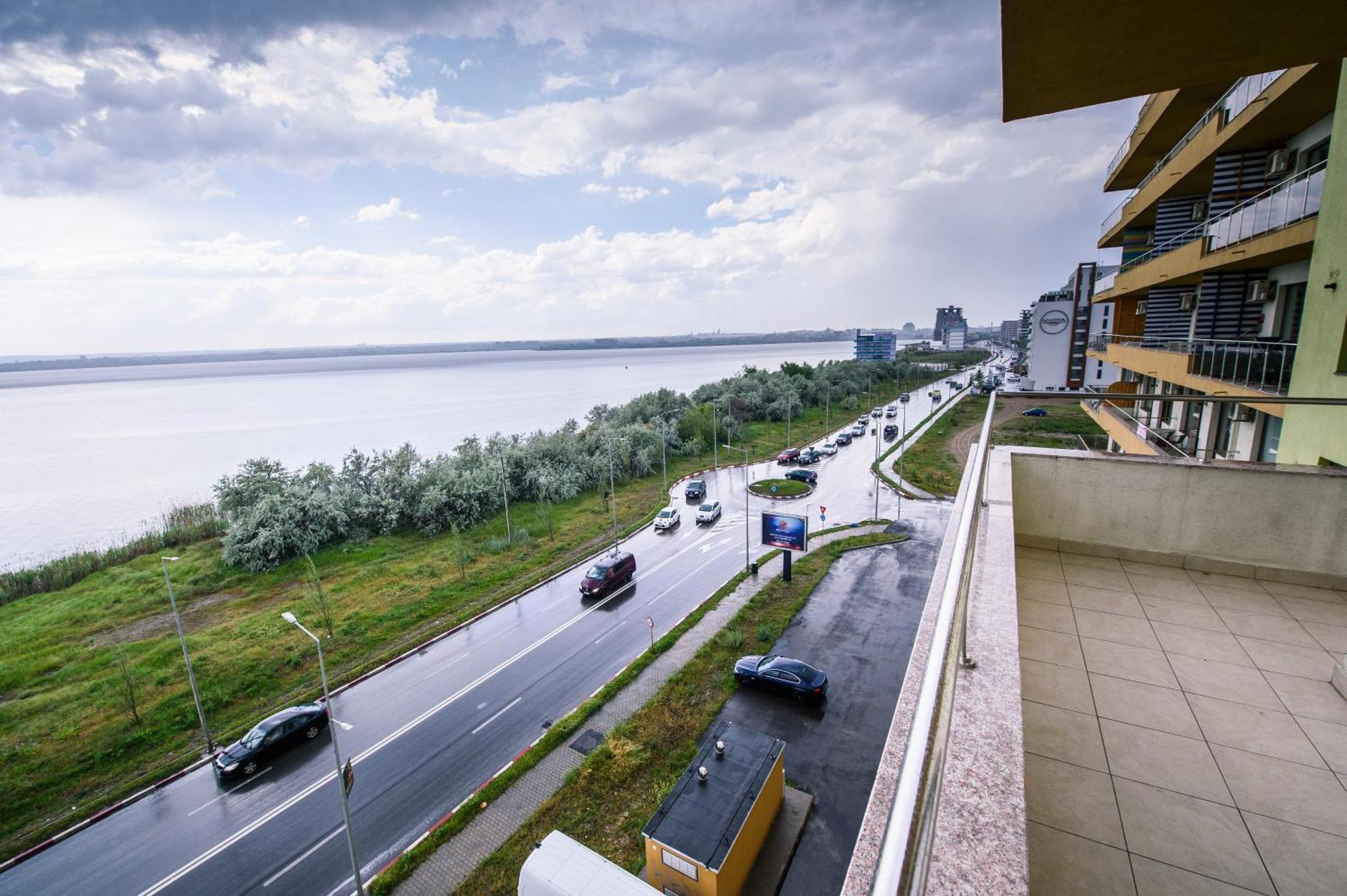 Gh Summerland Mamaia Buitenkant foto